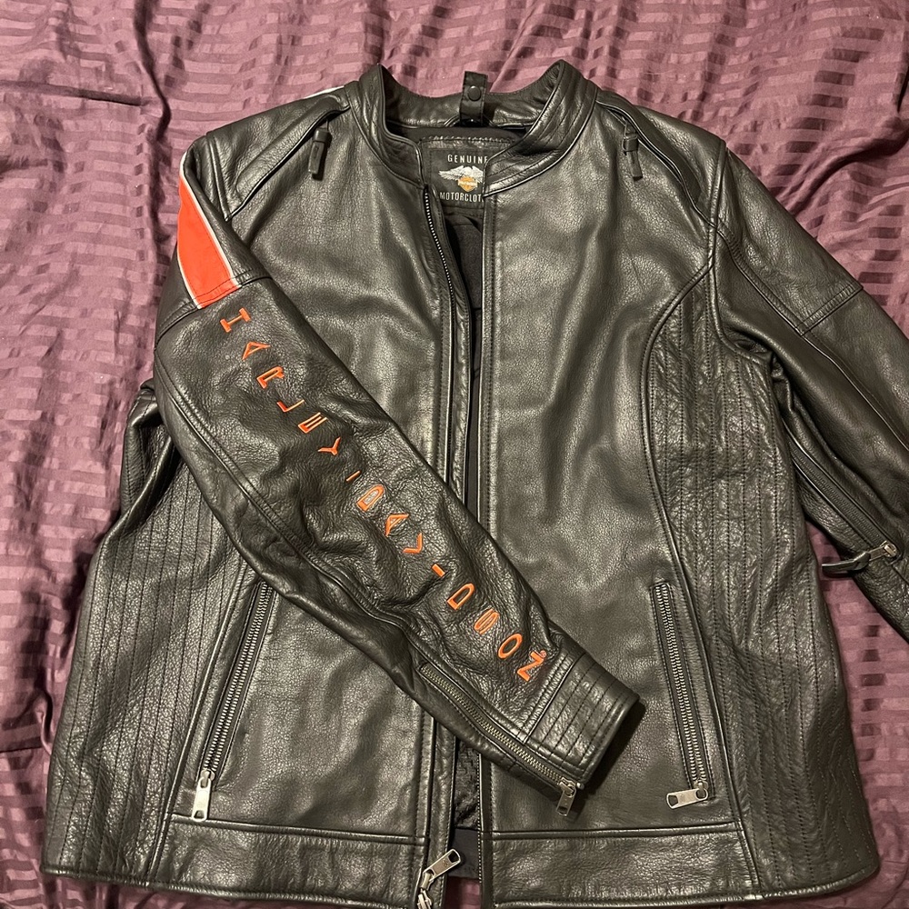 Women’s Harley Davidson leather jacket